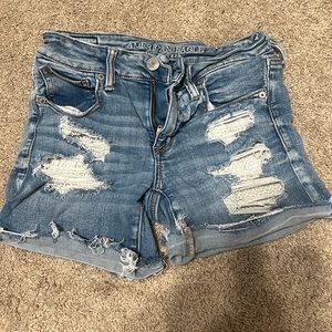 super cute and comfy jean shorts